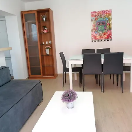 Apartment Karlo