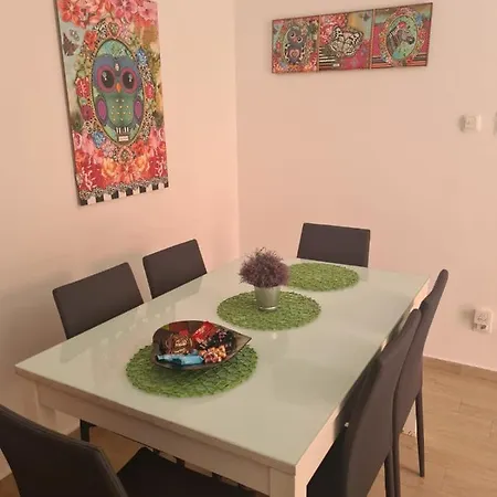 Apartment Karlo *