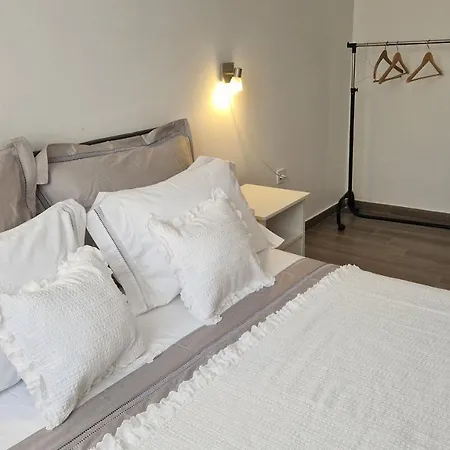 Karlo Apartment *