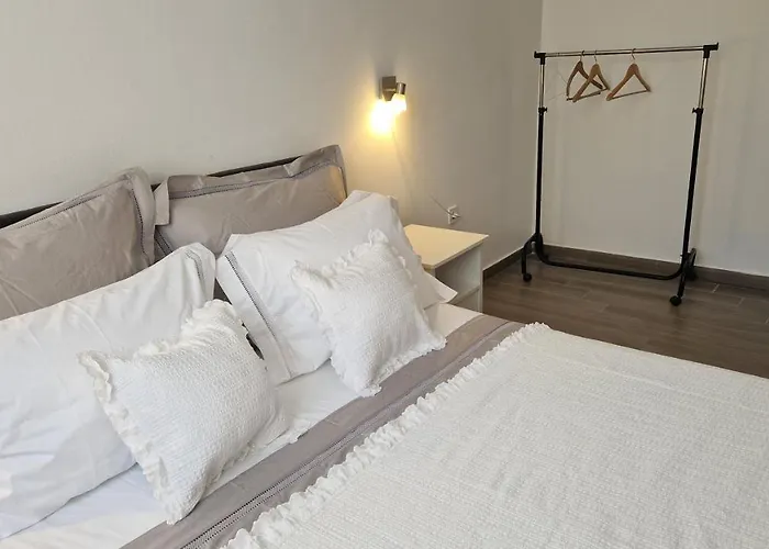 Karlo Apartment *